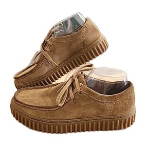 Men's Clarks Torhill Lo Classic Beige Suede Shoes Size 9 M